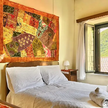 Mani Mountain Holiday home *